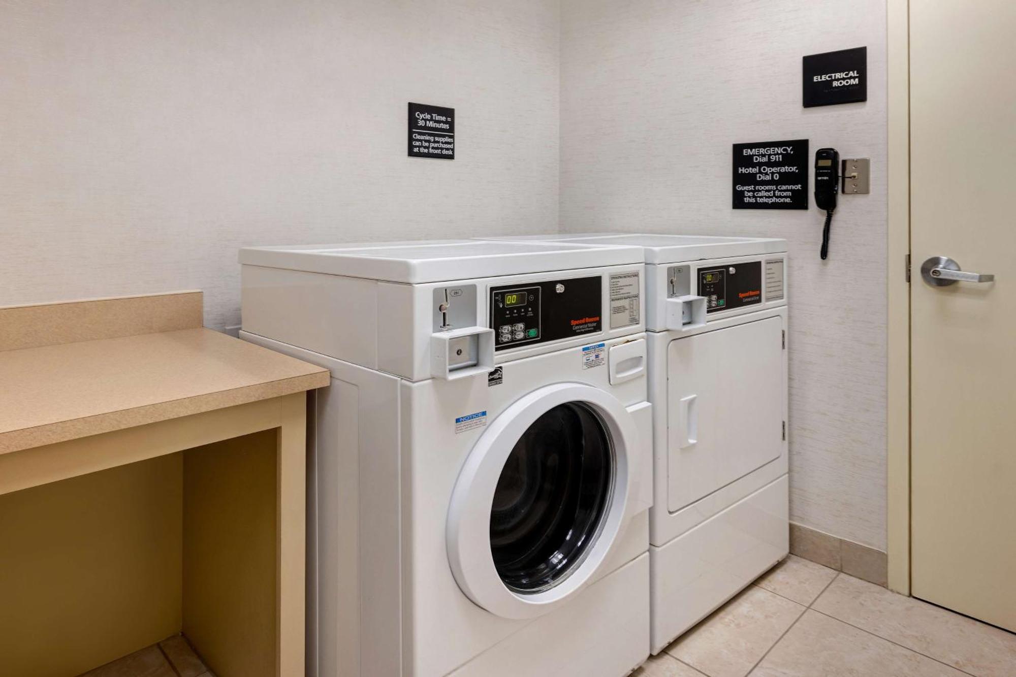 Hampton Inn & Suites San Luis Obispo Luaran gambar